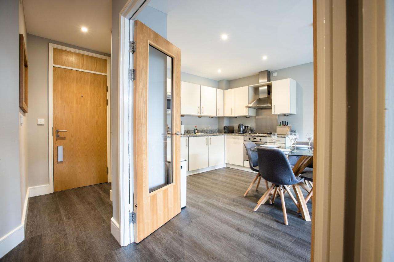 Urban Living'S - The Wren Beautiful City Centre Apartment With Parking Oxford Kültér fotó